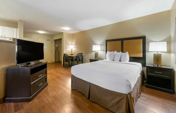 Studio Suite - 2 Queen Beds