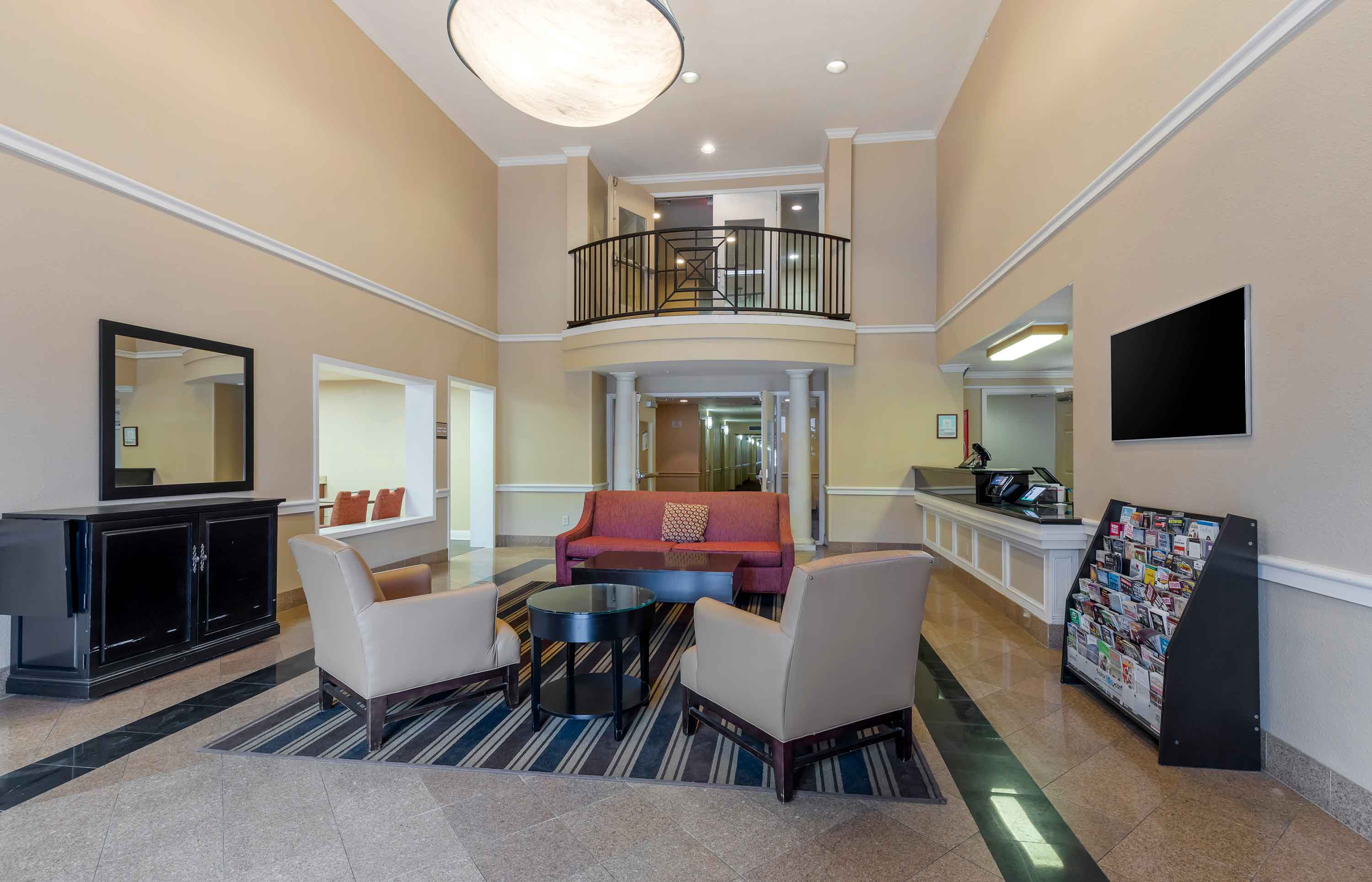 Lobby and Guest Check-in