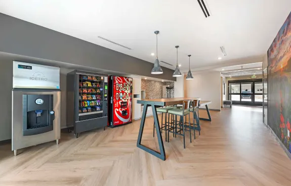 Breakfast Room