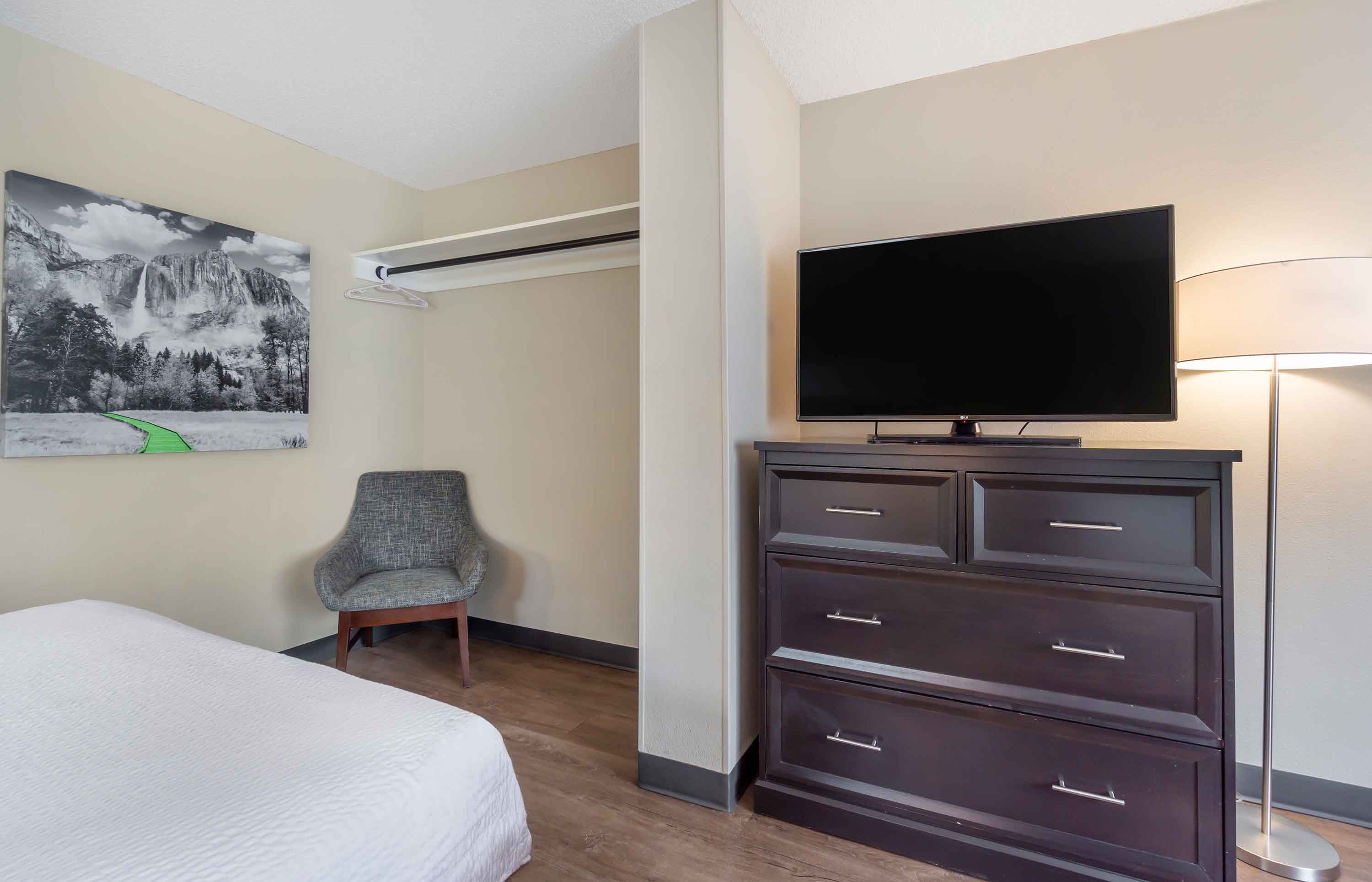 Superior Studio - 1 King Bed