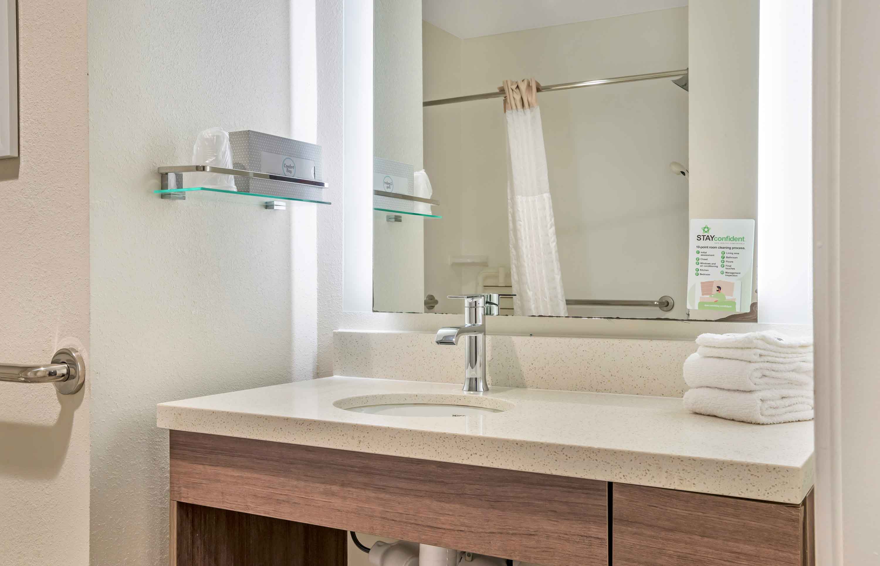 Studio Suite - 2 Queen Beds